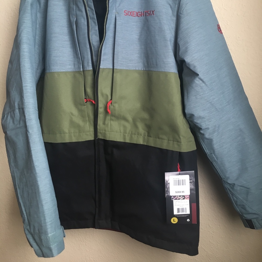 686 Jacket - Picture 2 of 3